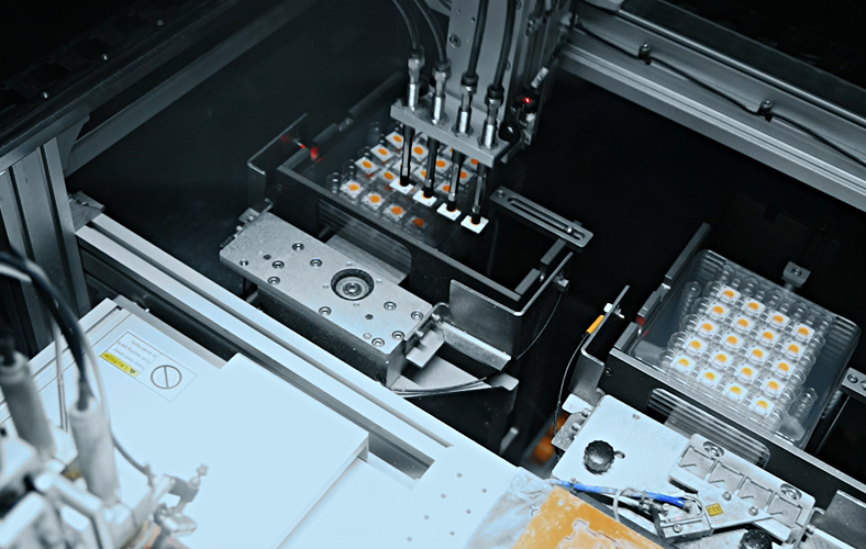 自動はんだ付け